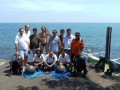 Karel Poborský, Jindřich Soukal a místní potápěči při pracech na vytyčování ,, NO FISHING AREA" v Kubu marine park
